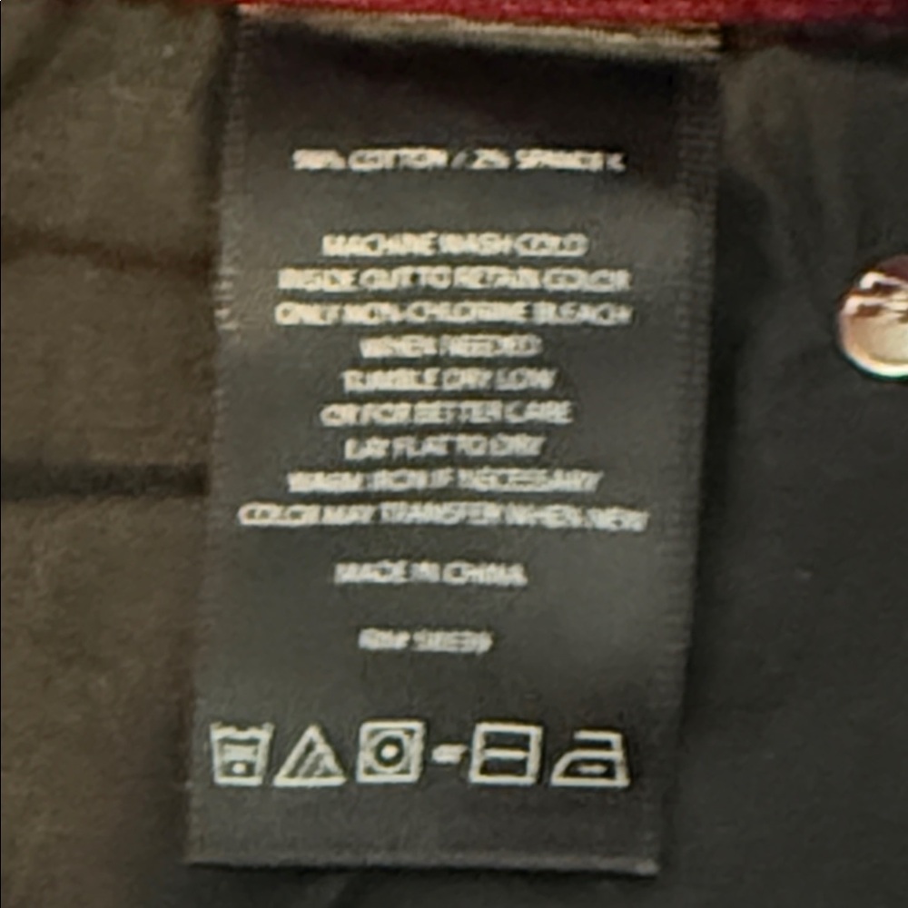 Kut from the Kloth 14 Diana fit corduroy pants 👖 - Picture 8 of 8